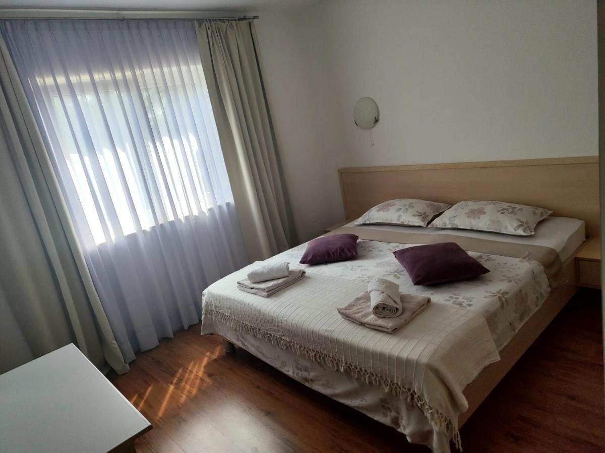 Apartments Snjezana Novi Vinodolski Buitenkant foto