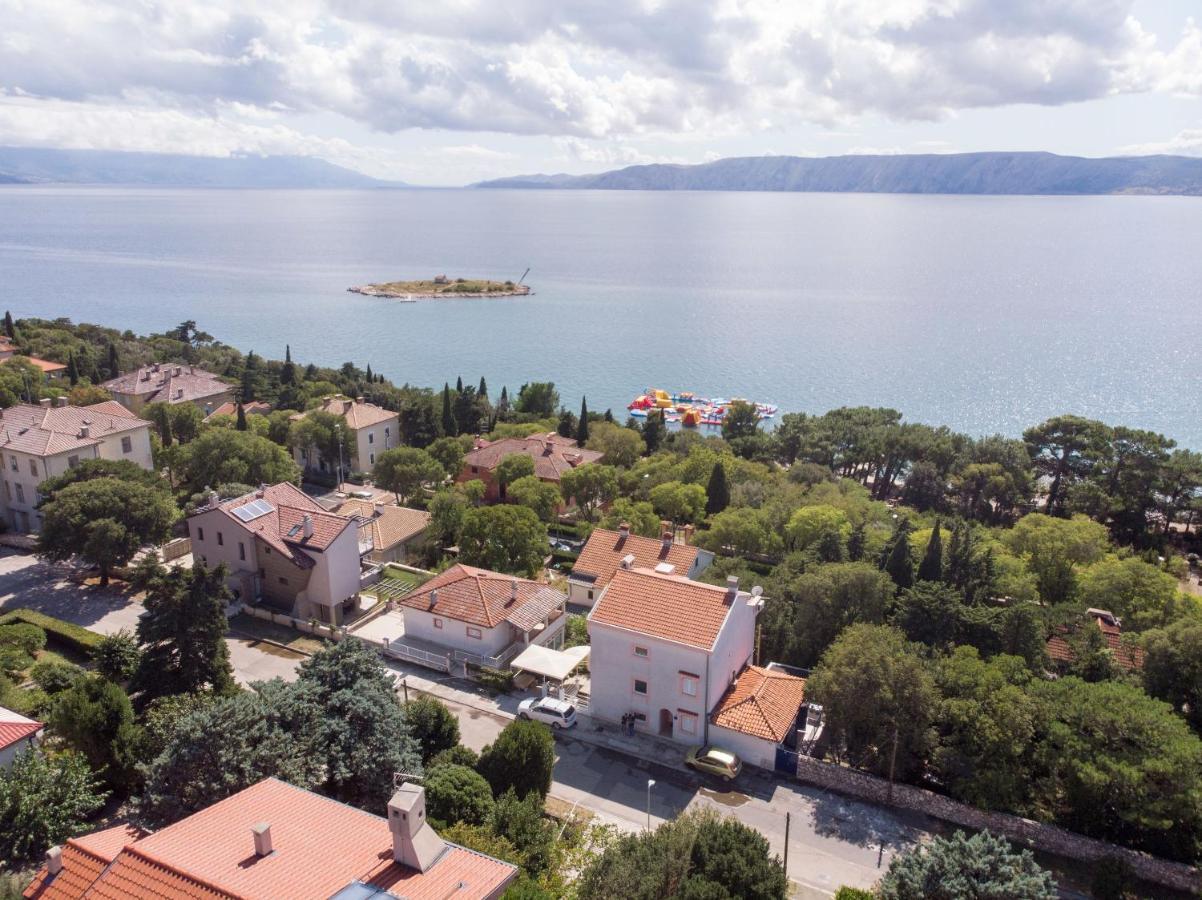 Apartments Snjezana Novi Vinodolski Buitenkant foto